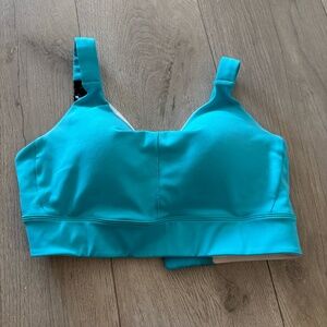 Oiselle Queen Sports Bra